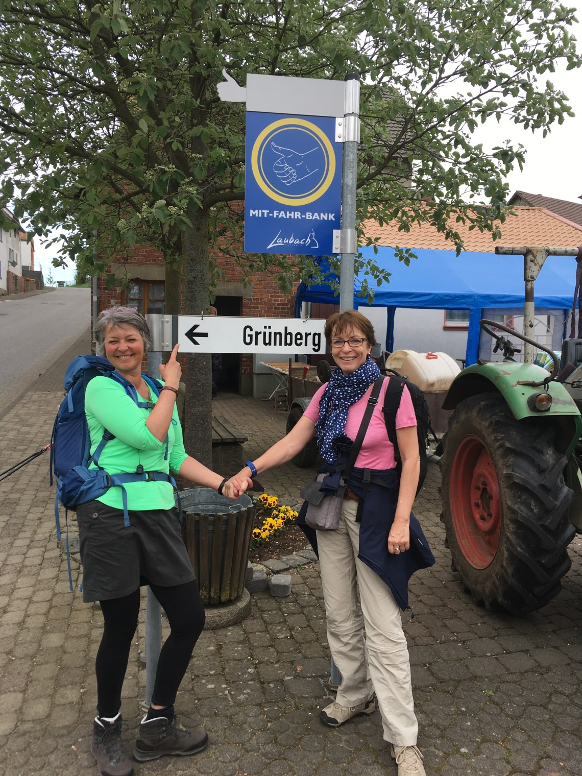 A8704B05-55B1-48EA-819D-2715751496ED